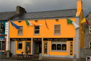 Aunty Lenas Pub and Restaurant